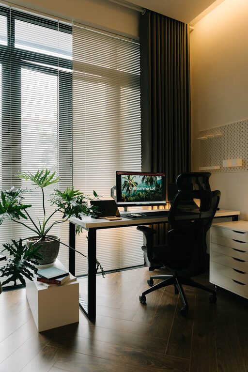 Tips for Creating a Relaxing and Productive Home Office Environment